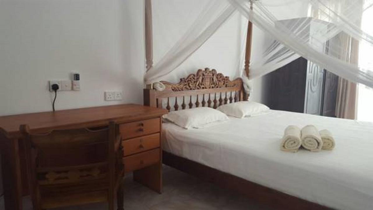 Edelweiss 3* Mirissa